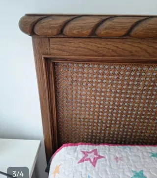 Cabeceros de madera y rejilla