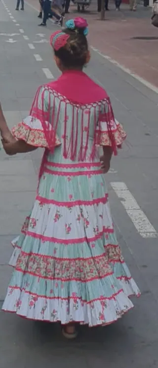 Traje de flamenca/gitana niña