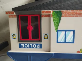 Playmobil Comisaría con Figuras