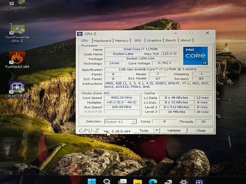 Aorus Z590 Ultra + CPU i7 11700K + 16GB DDR4 3200 afbeelding 6