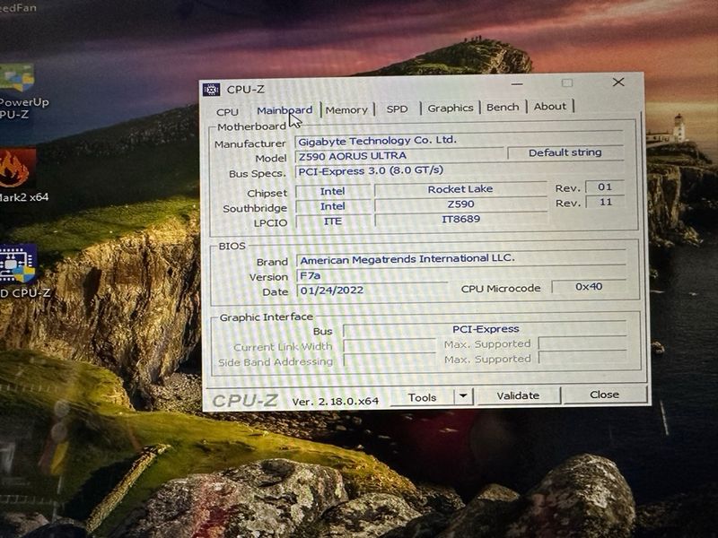 Aorus Z590 Ultra + CPU i7 11700K + 16GB DDR4 3200 afbeelding 7