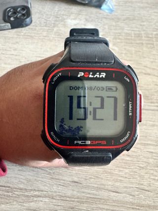 Reloj Polar RC3 GPS Negro y Rojo