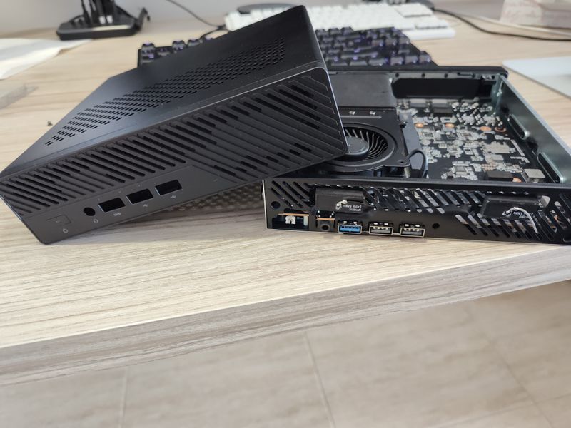 Minisforum MS-01 Intel i5 12600H afbeelding 3
