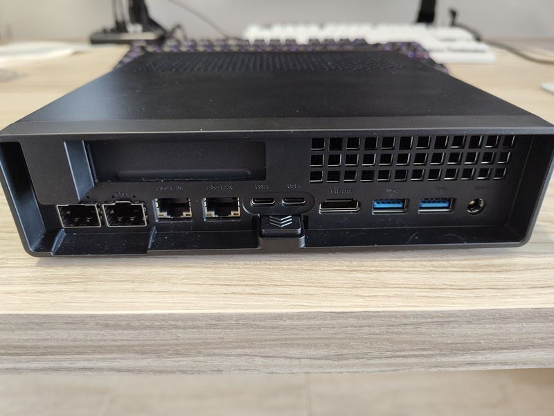 Minisforum MS-01 Intel i5 12600H afbeelding 2