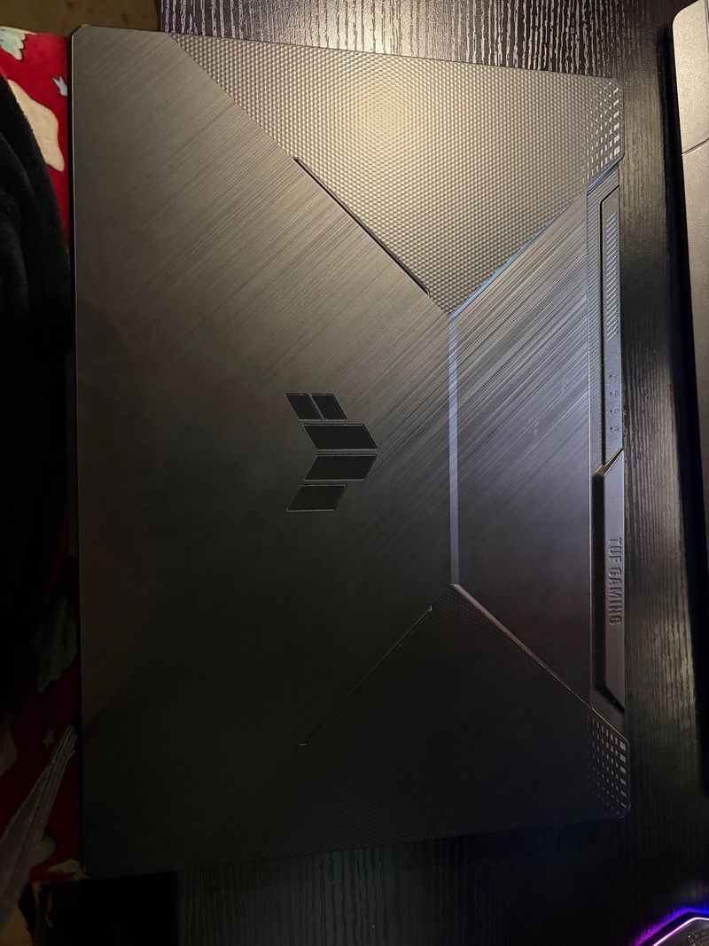 Portátil ASUS TUF Gaming Intel Core i5 16GB RAM afbeelding 2