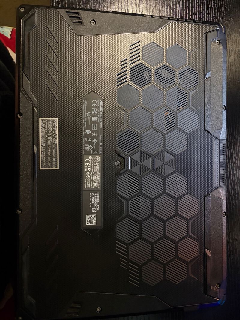 Portátil ASUS TUF Gaming Intel Core i5 16GB RAM afbeelding 3
