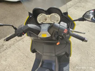 Aprilia Arrecife 500 Amarilla