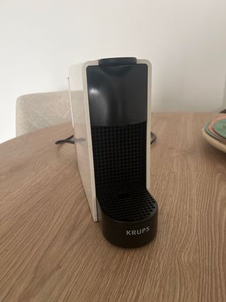 Cafetera Nespresso Krups Blanca