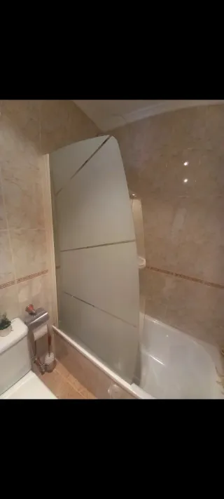 Mampara da bagno in vetro