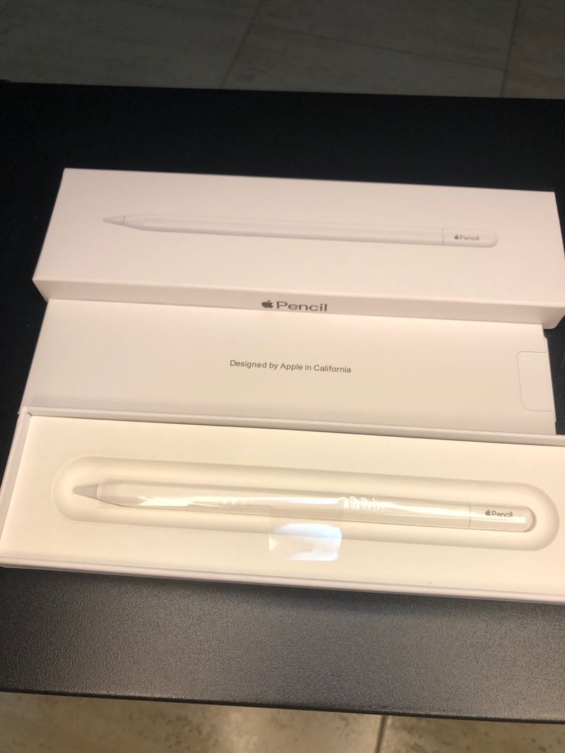 Apple Pencil USB-C afbeelding 2