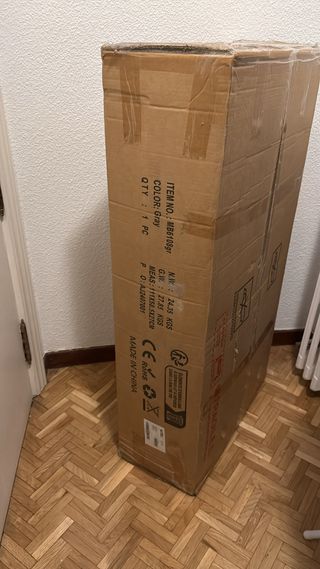 Tocador con luz led y espejo. Mesa de maquillaje