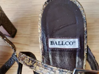 Sandalias Ballco Piel Serpiente. Talla 6 1/2.