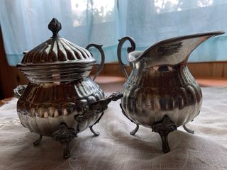 Set tre pezzi in peltro arredo tavola