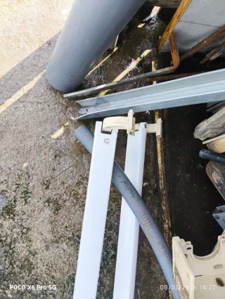 Brazos Toldo Metal/Plástico