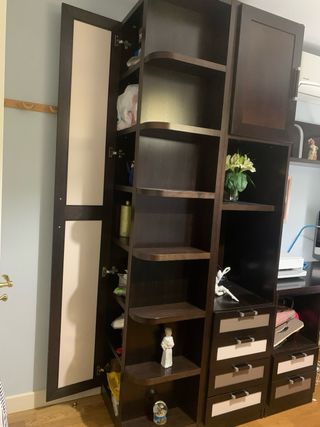 Dormitorio completo de madera maciza