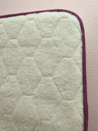 Somier con patas y  láminas madera + colchón 105x1