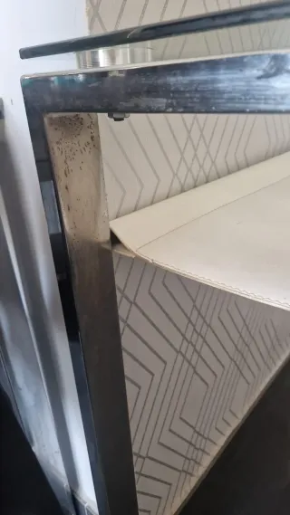 Mesita recibidor cristal y metal