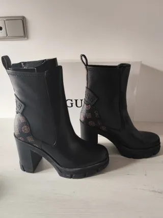 Botines Guess Negros Talla 40