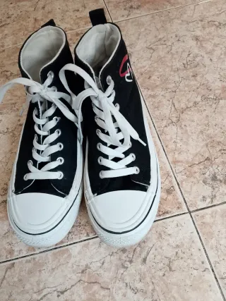 Zapatillas altas negras