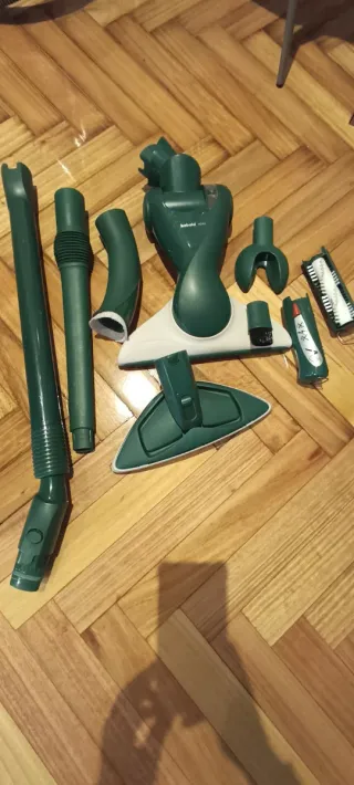 Aspiradora Vorwerk con accesorios