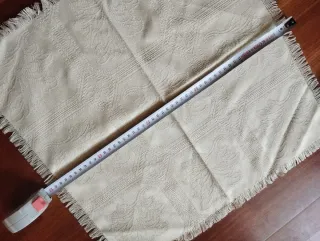 Mantelería de tela crema tamaño XL