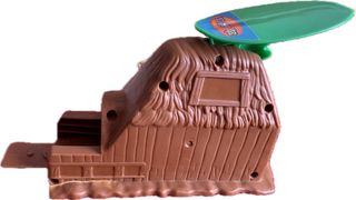 Hot Wheels Tiburón Juguete + carril naranja