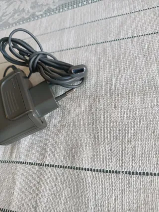 Alimentatore Nintendo DS lite funzionante