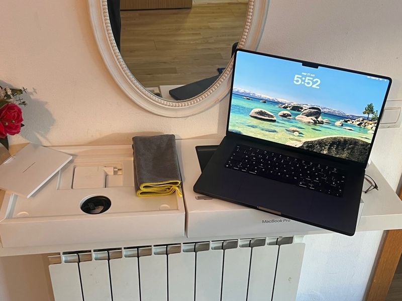 MacBook Pro 16 M4 Pro 2TB 2024