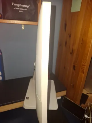 PC Sobremesa Lenovo Blanco serie 5000