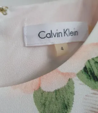 Vestido Calvin Klein floral talla S