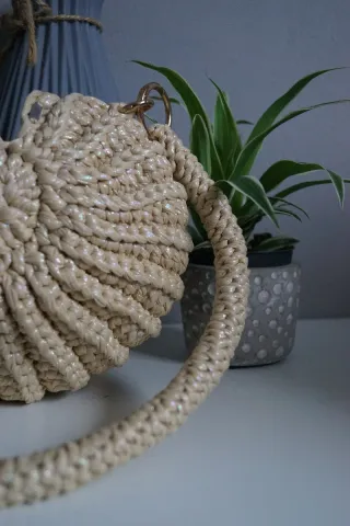Bolso Concha Hecho a Mano Beige