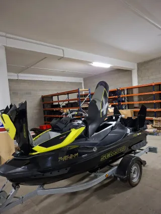 Sea-Doo RXT 260 Negro/Amarillo