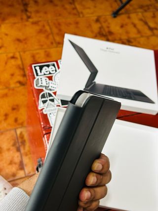 Magic Keyboard Apple per iPad Pro/Air 11