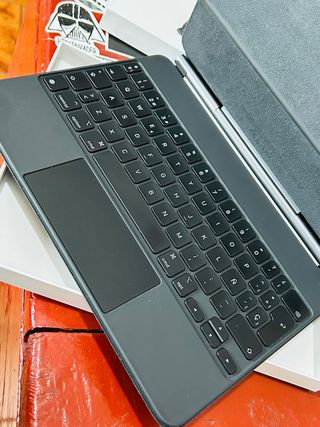 Magic Keyboard Apple per iPad Pro/Air 11