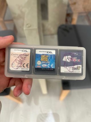 Nintendo DS Bianca + Caricatore + Giochi