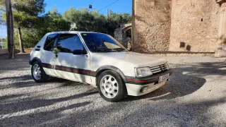 Peugeot 205 gti 1992