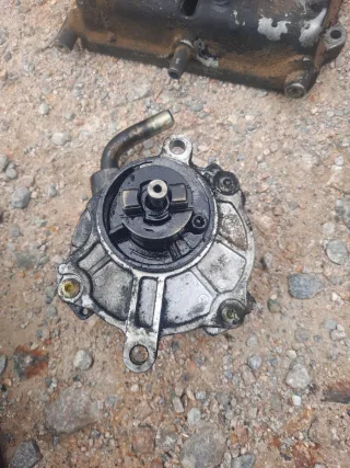 Bomba Alta Presión Mercedes Vito