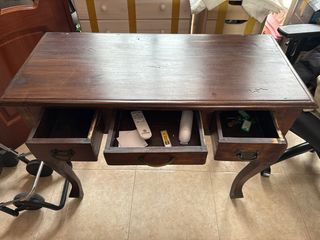 Mesa de recibidor de madera