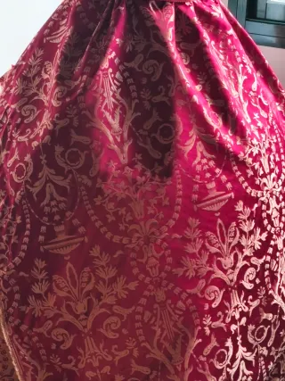 Tela Fallera Brocada Rojo y Dorado 4,60m