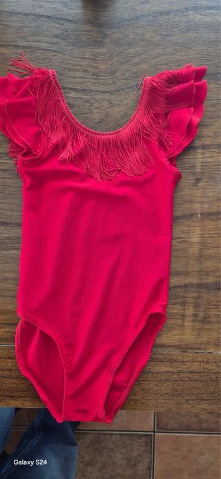 Conjunto flamenco niña