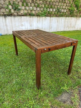Mesa extensible exterior madera Ikea 140/260