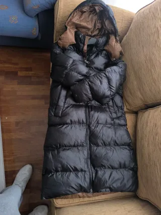 Chaqueta larga plumífero negra hombre