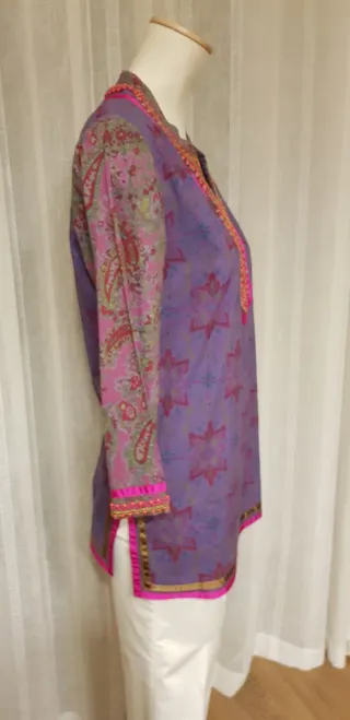 Túnica Devernois bordada