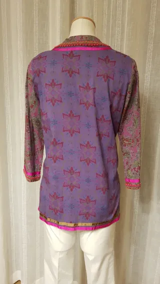 Túnica Devernois bordada