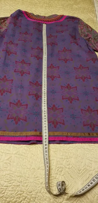 Túnica Devernois bordada