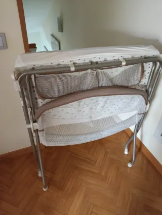 Trona de bebé con cojín y bandeja