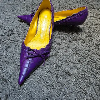 Zapatos tacón morados talla 38