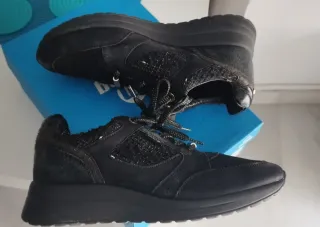 MTNG Zapatillas Deportivas Negras Talla 40