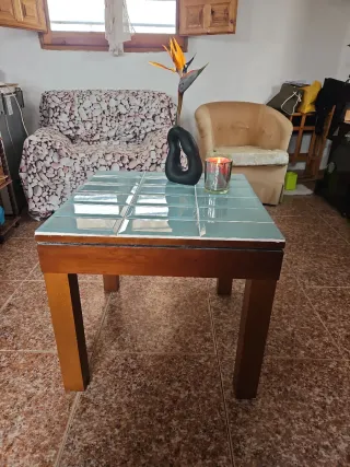 Mesa auxiliar madera maciza y cerámica recoger en