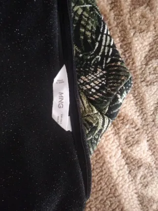 Conjunto falda pantalón pull and bear  y camiseta